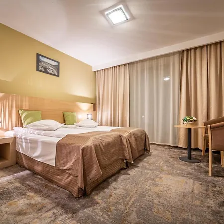 Escalade Hotel