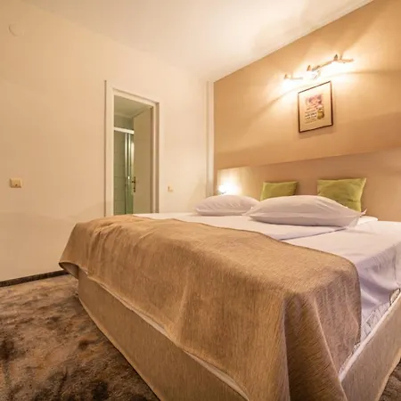 Hotel Escalade 4*